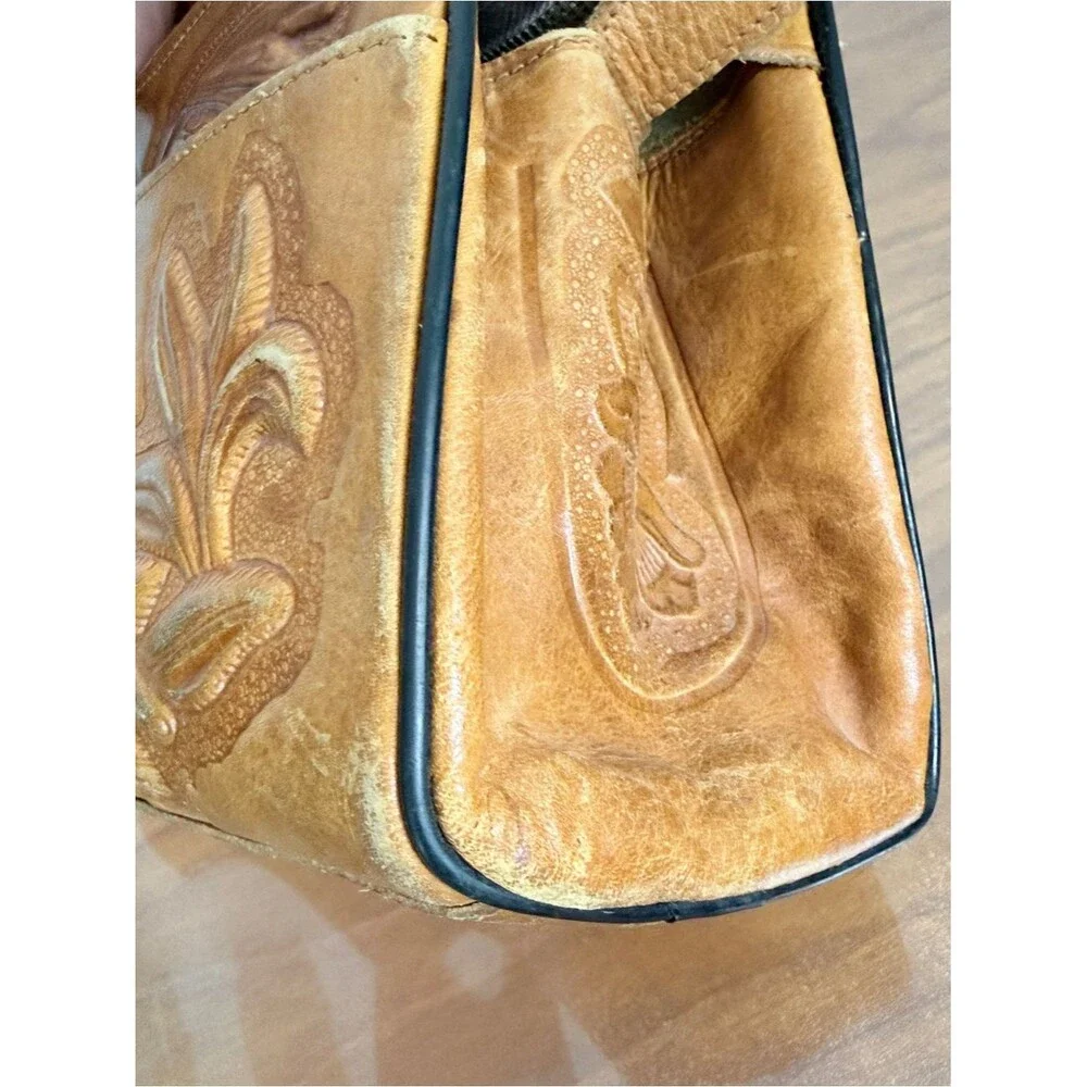 Vintage Tooled Tan Leather Shoulder Bag Boho